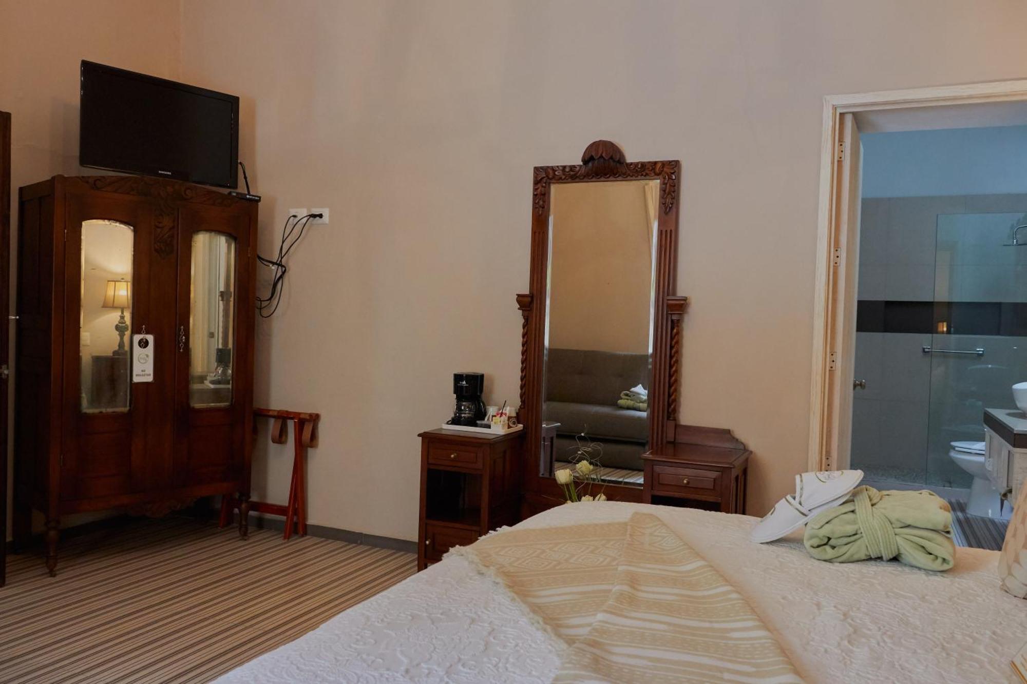 Casa Aliz 4*