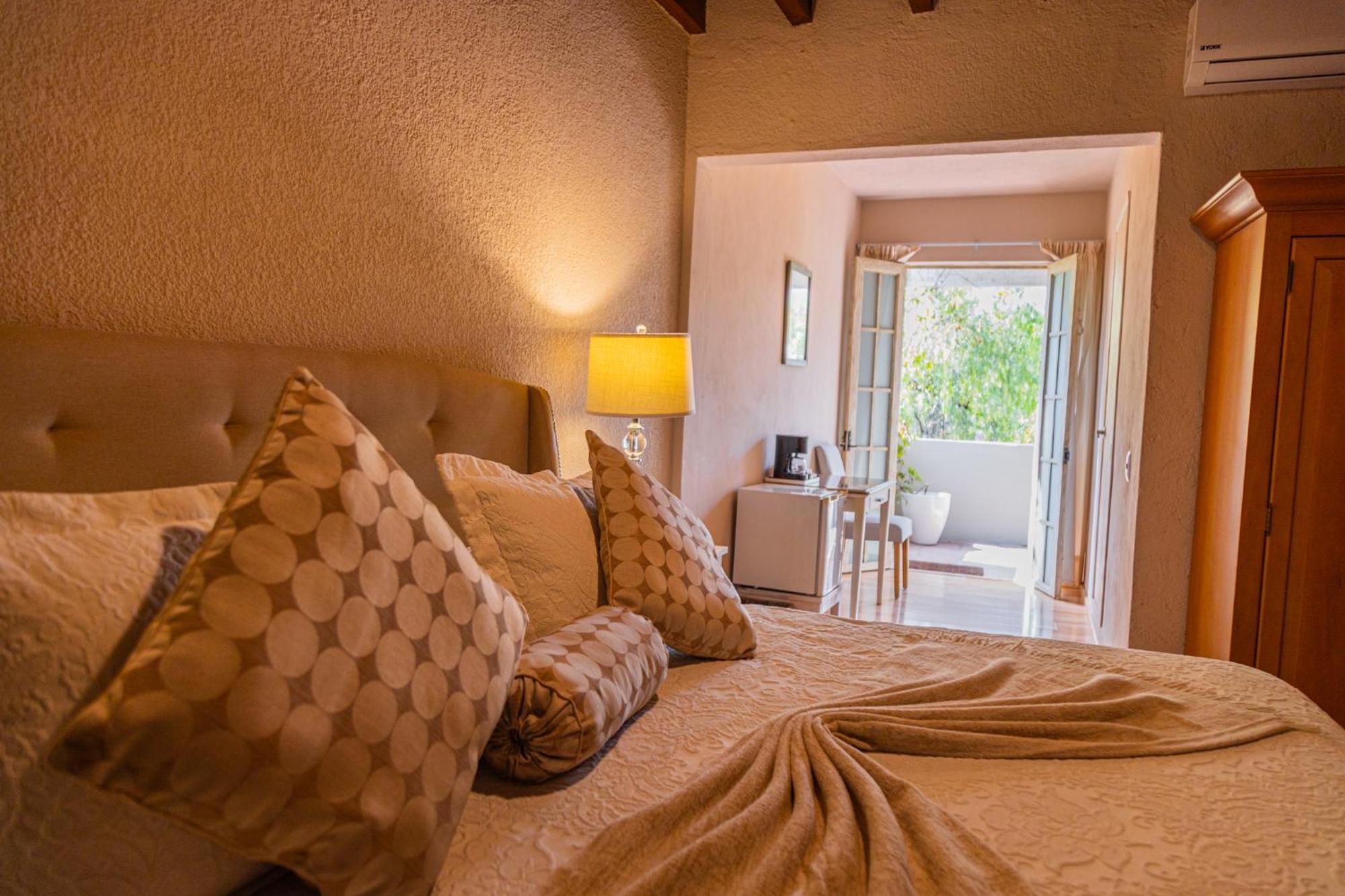 Casa Aliz Hotel