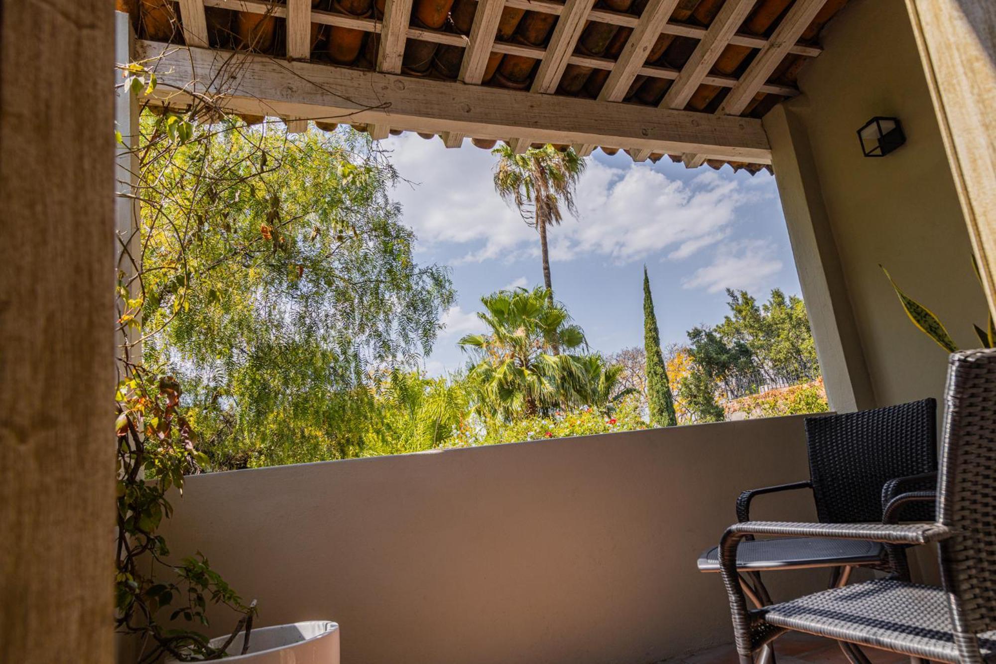 Casa Aliz 4*